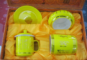 陶瓷雅韵，匠心之选 探索陶瓷杯子、茶具与黄瓷礼品的世界