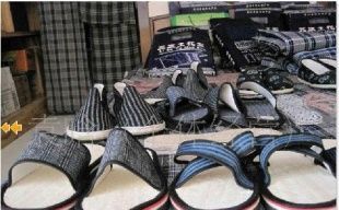 融合生活美学与自然馈赠 凉拖与丝瓜垫拖鞋的情侣礼品新风尚